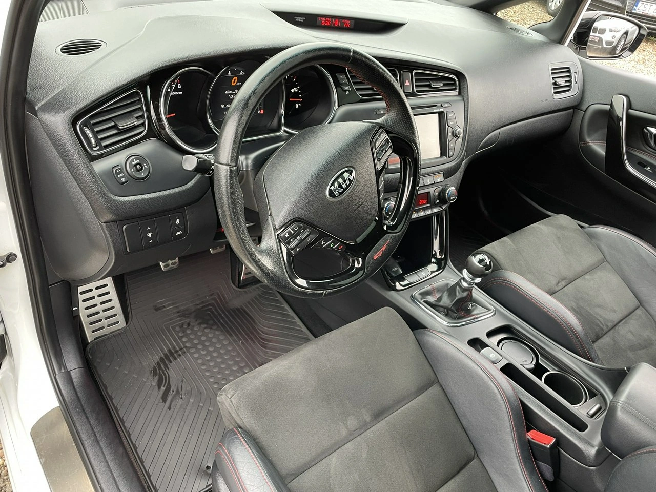 Kia Pro_cee'd - Zdjęcie 17