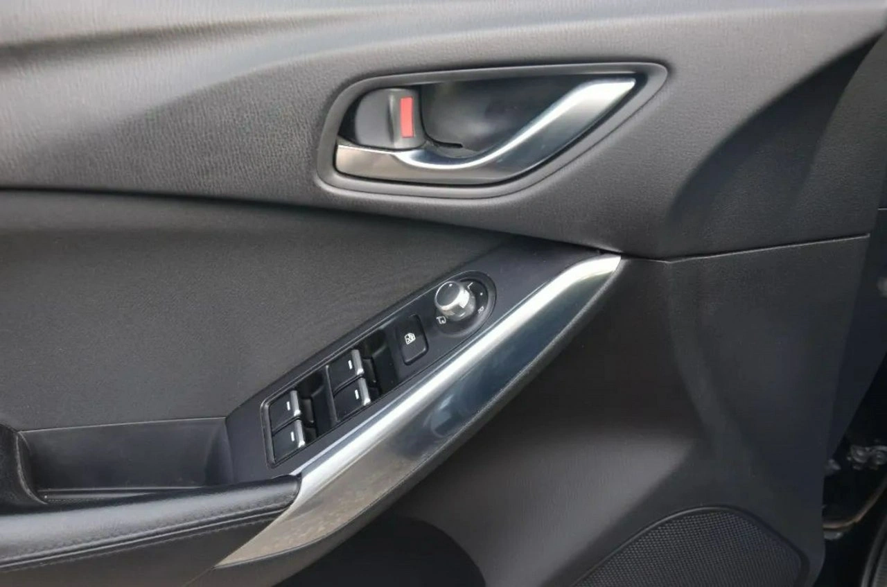 Mazda 6 - Zdjęcie 27