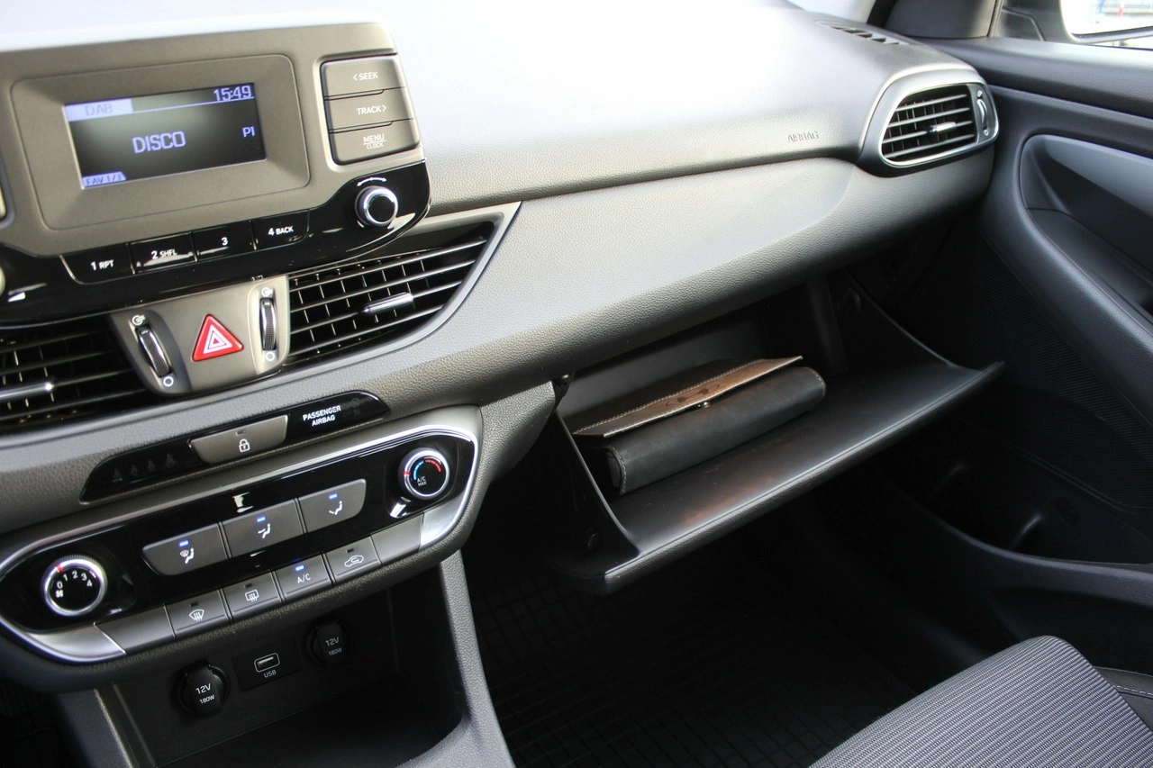 Hyundai i30 - Zdjęcie 26