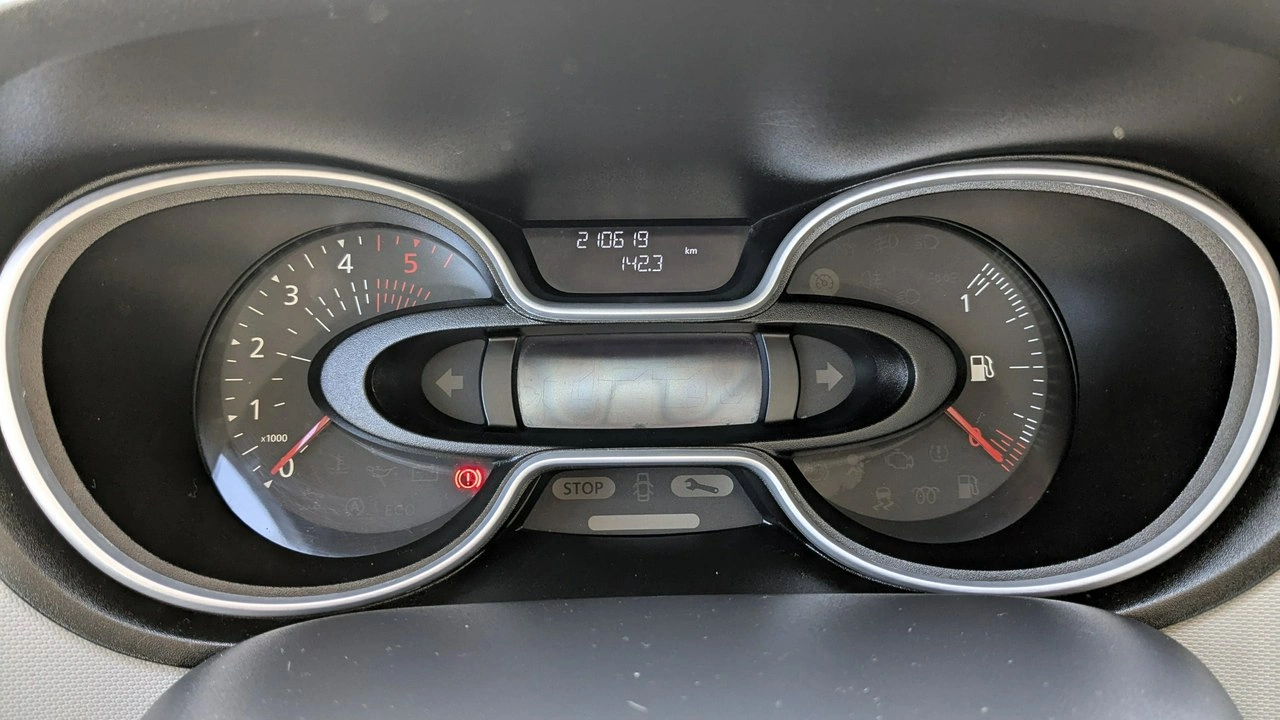 Renault Trafic - Zdjęcie 17