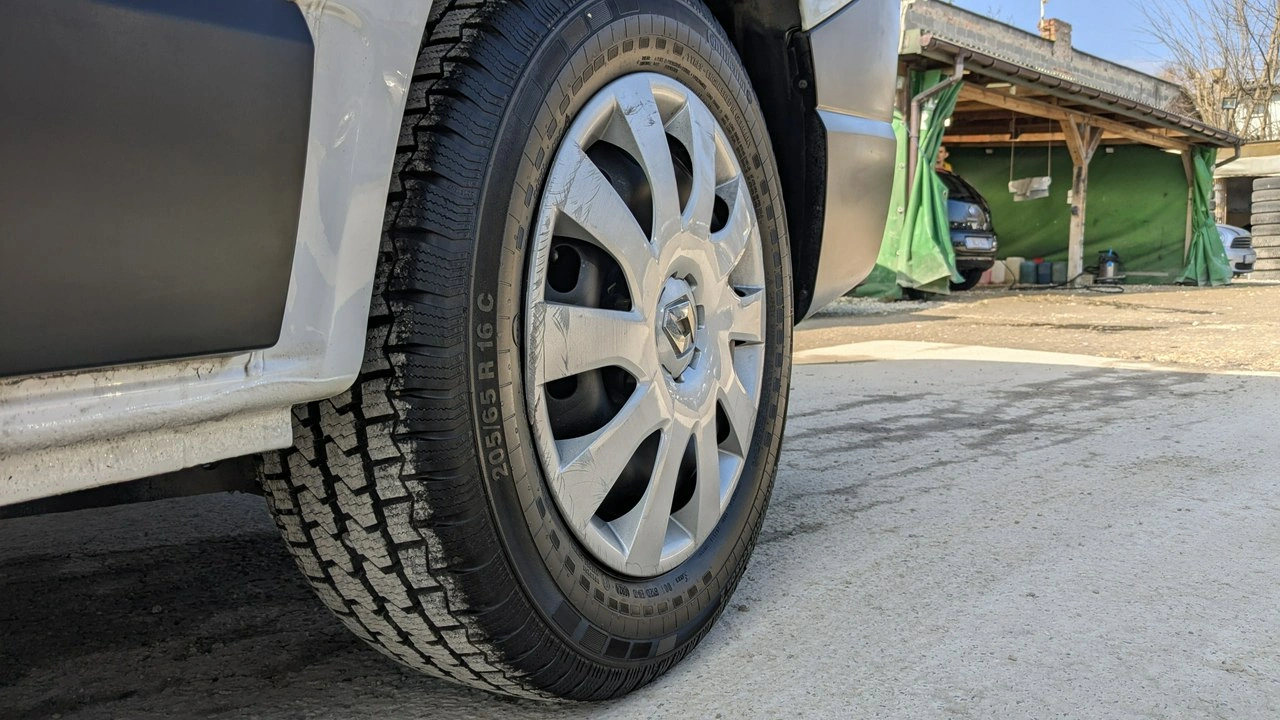 Renault Trafic - Zdjęcie 35