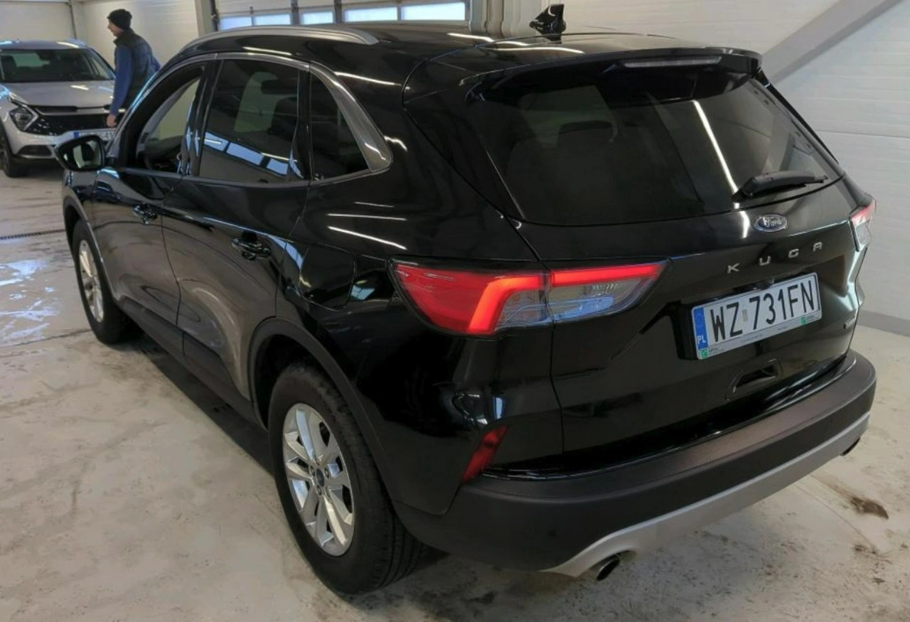 Ford Kuga - Zdjęcie 3