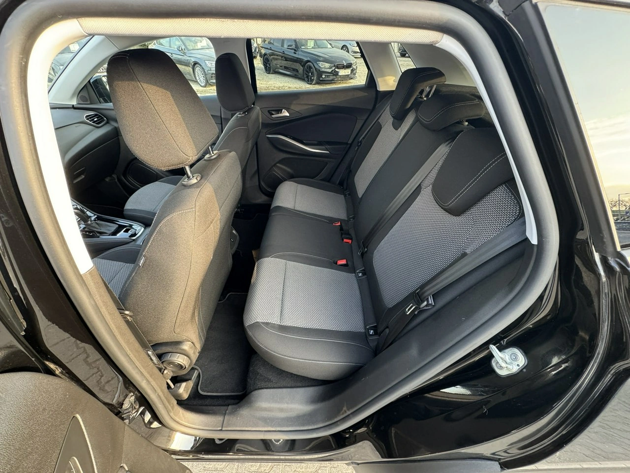 Opel Grandland X - Zdjęcie 17