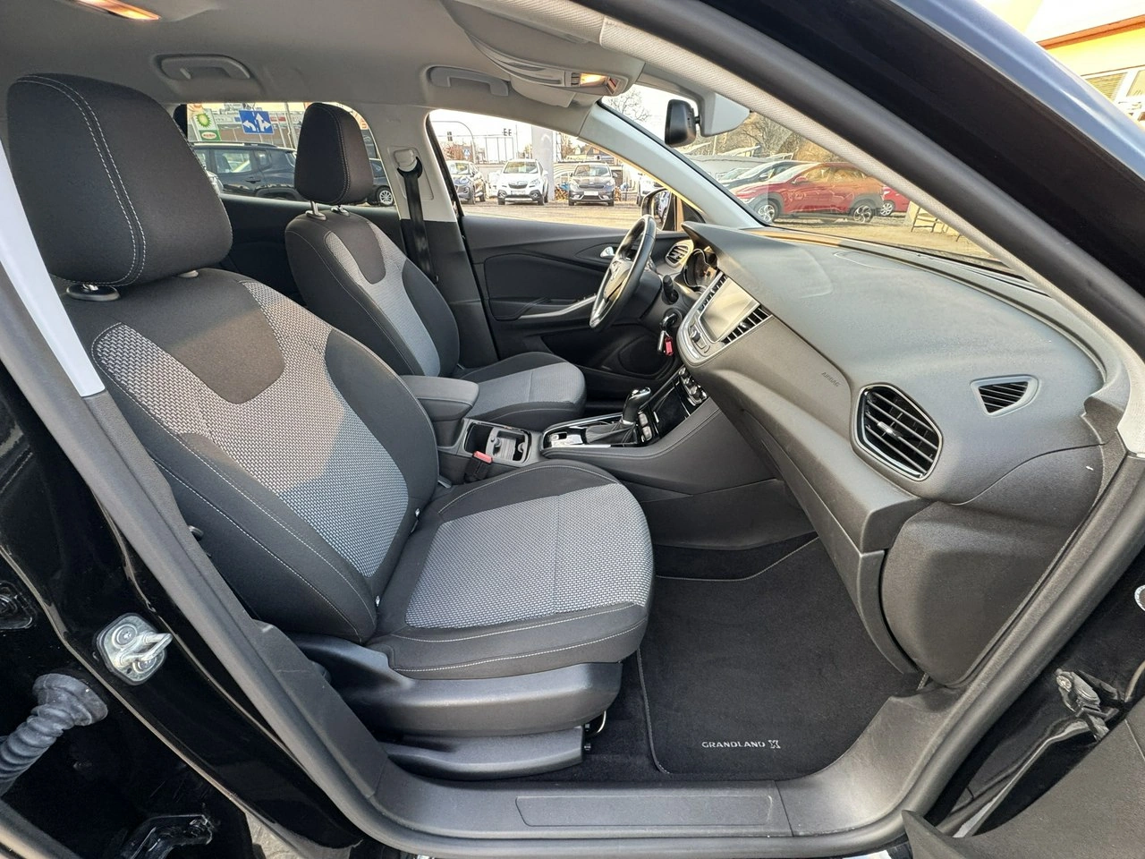 Opel Grandland X - Zdjęcie 20