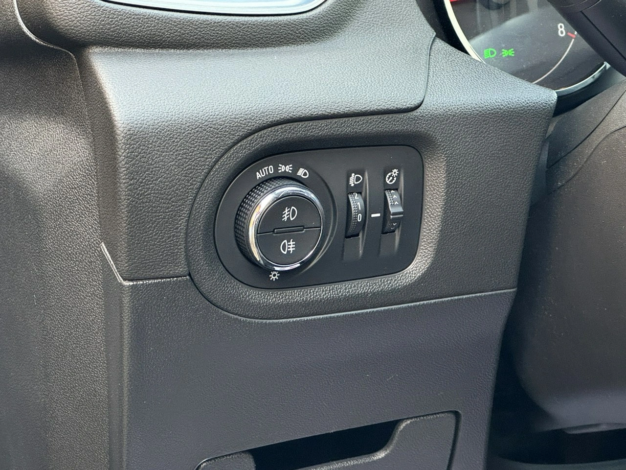 Opel Grandland X - Zdjęcie 24