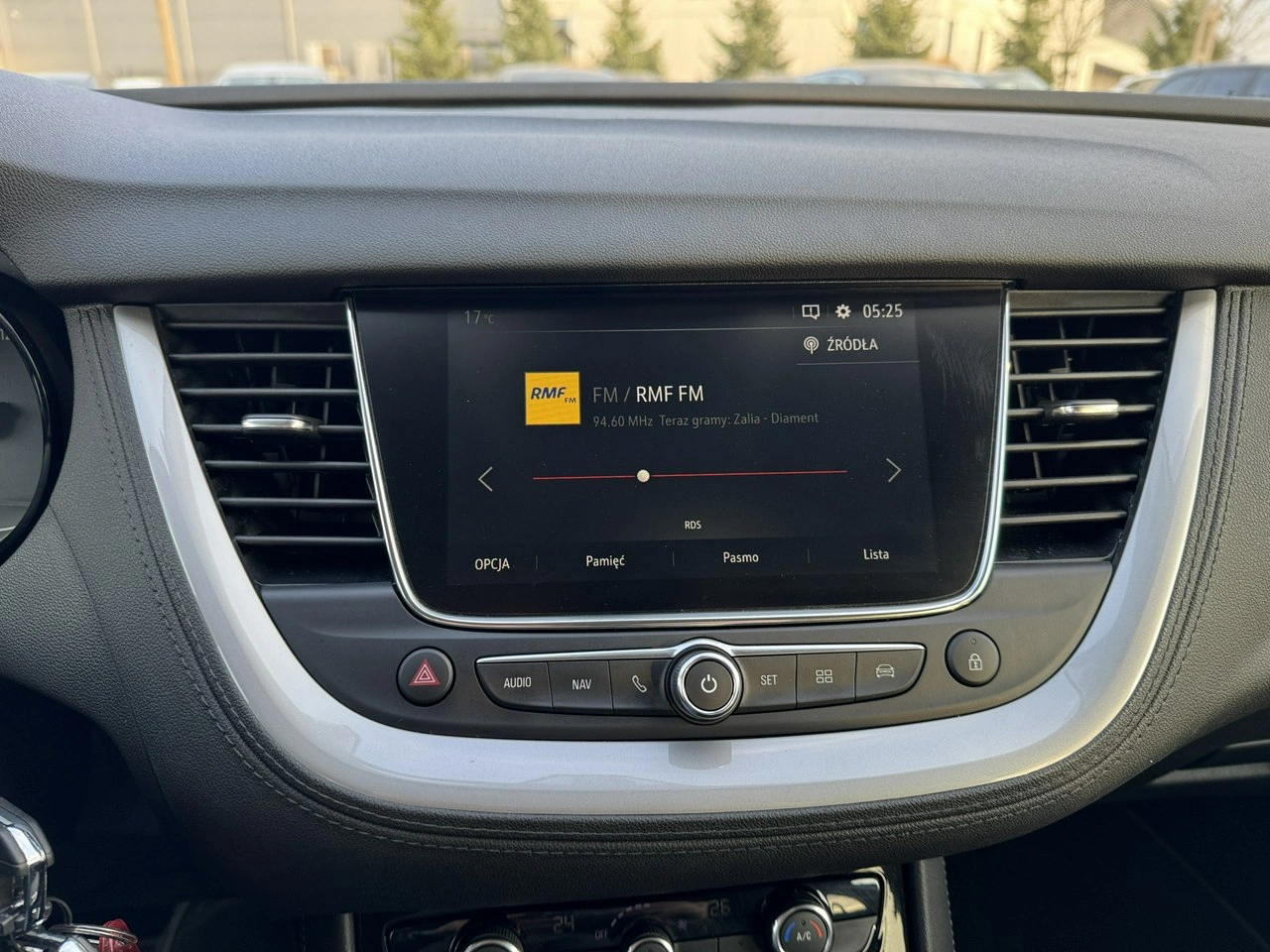 Opel Grandland X - Zdjęcie 27