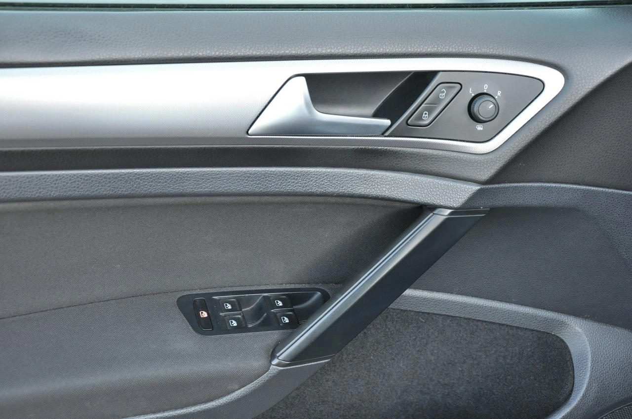 Volkswagen Golf - Zdjęcie 10