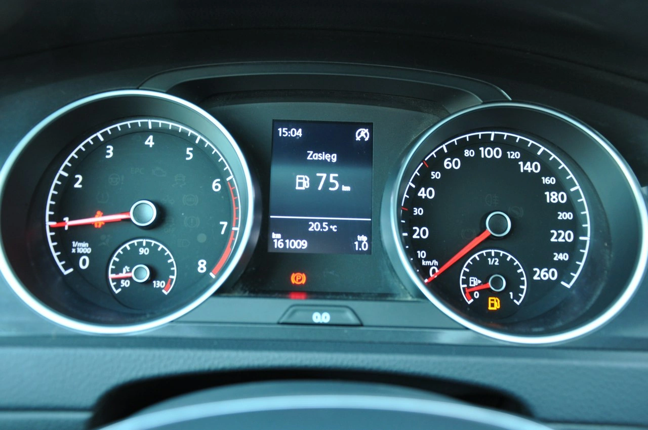 Volkswagen Golf - Zdjęcie 11