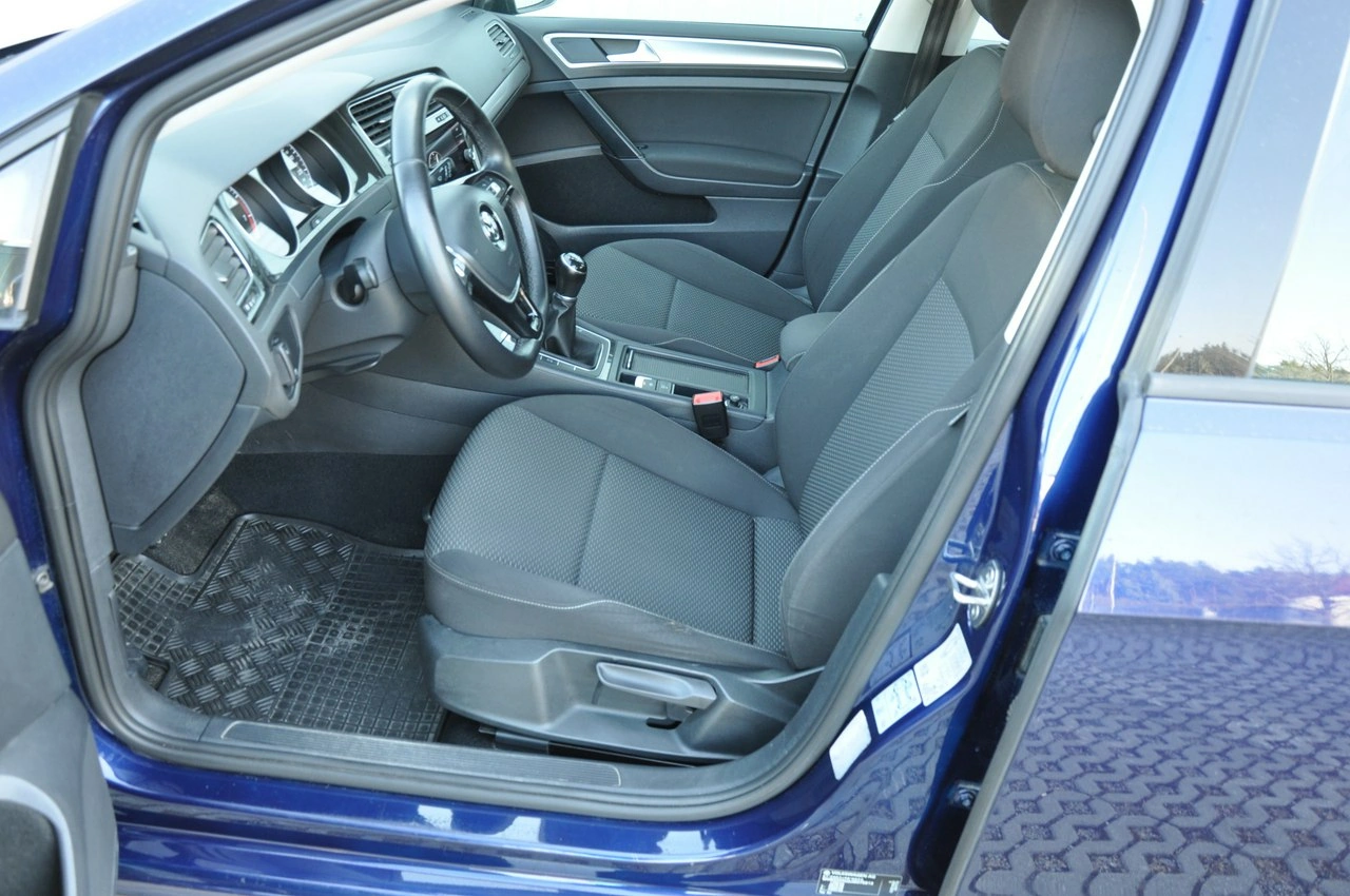 Volkswagen Golf - Zdjęcie 8