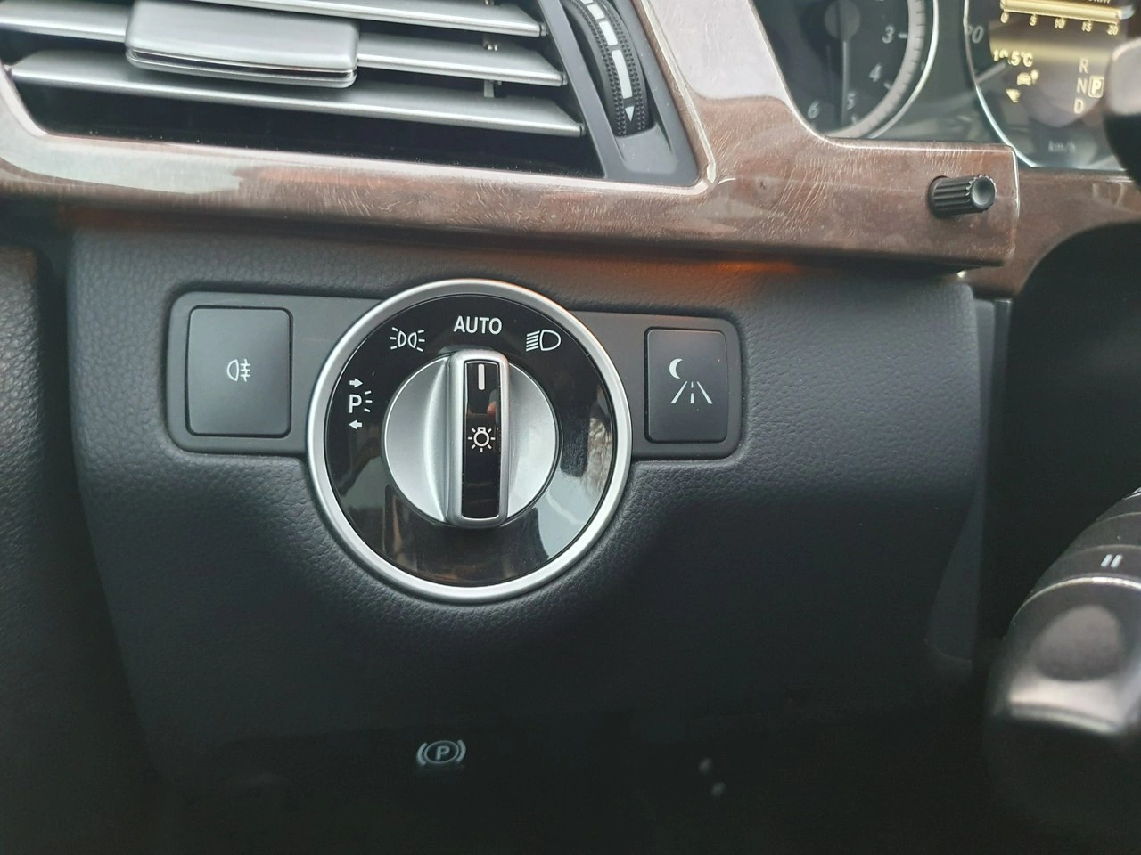 Mercedes E 350 - Zdjęcie 13