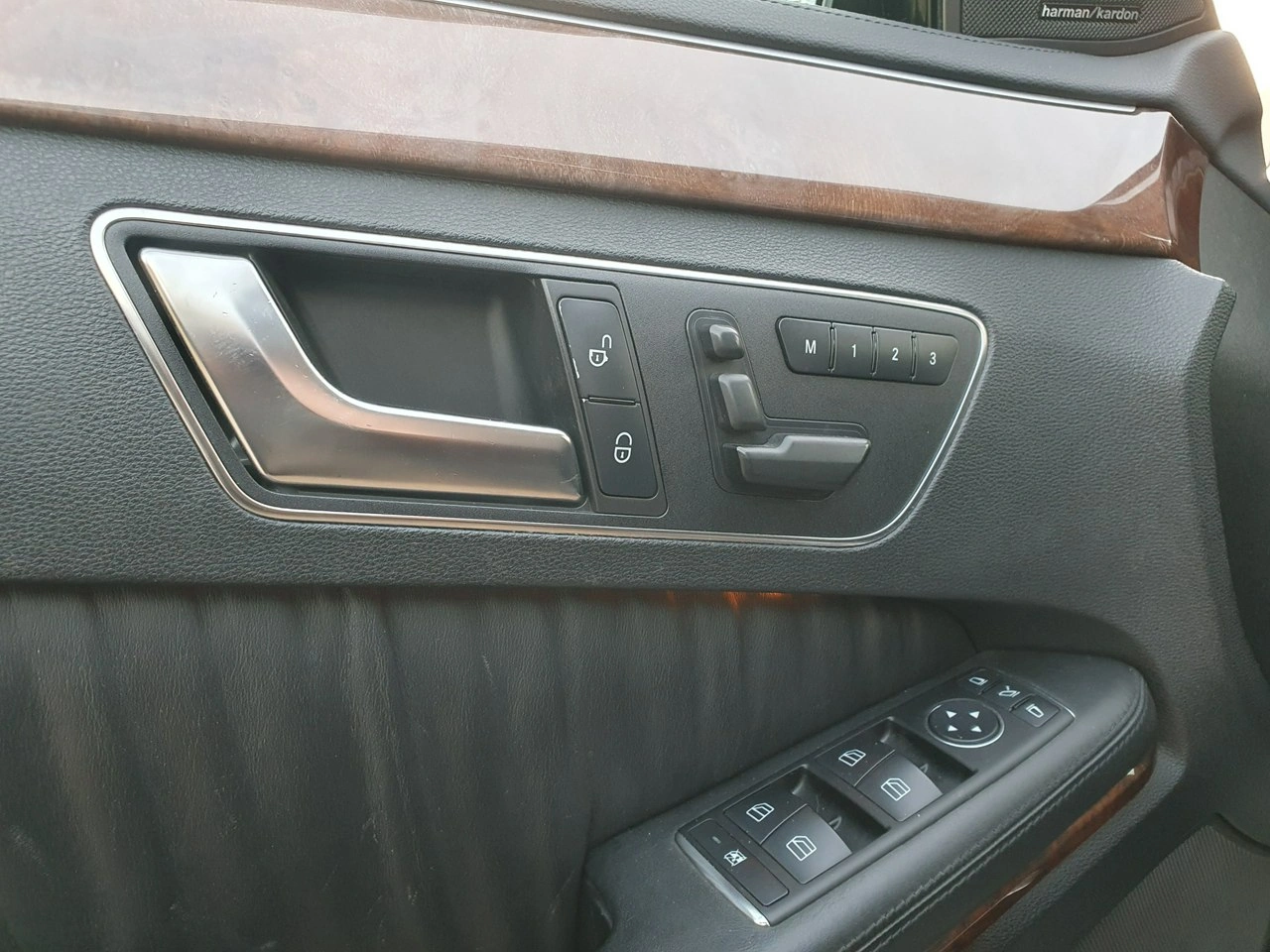 Mercedes E 350 - Zdjęcie 15