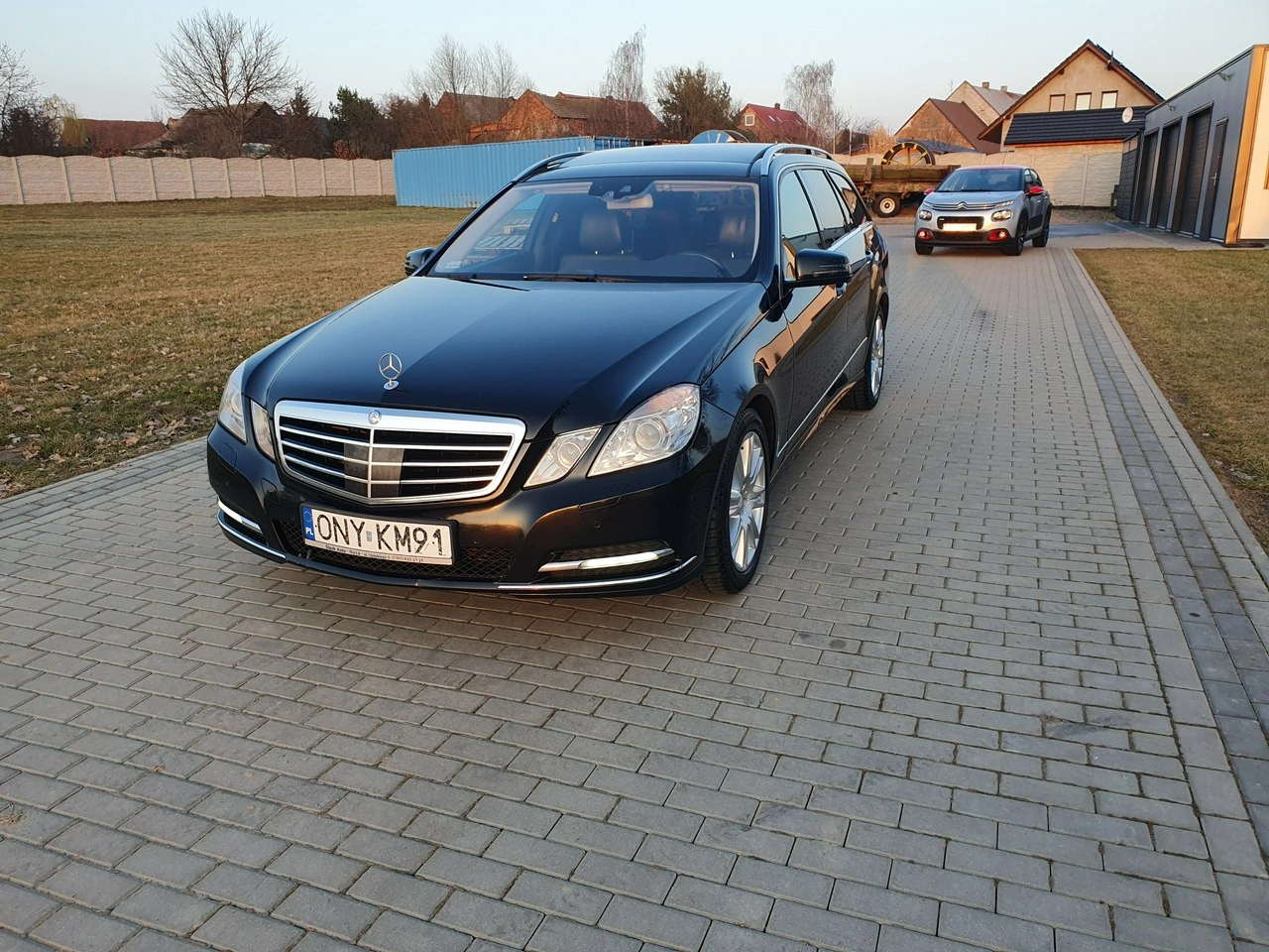 Mercedes E 350 - Zdjęcie 1