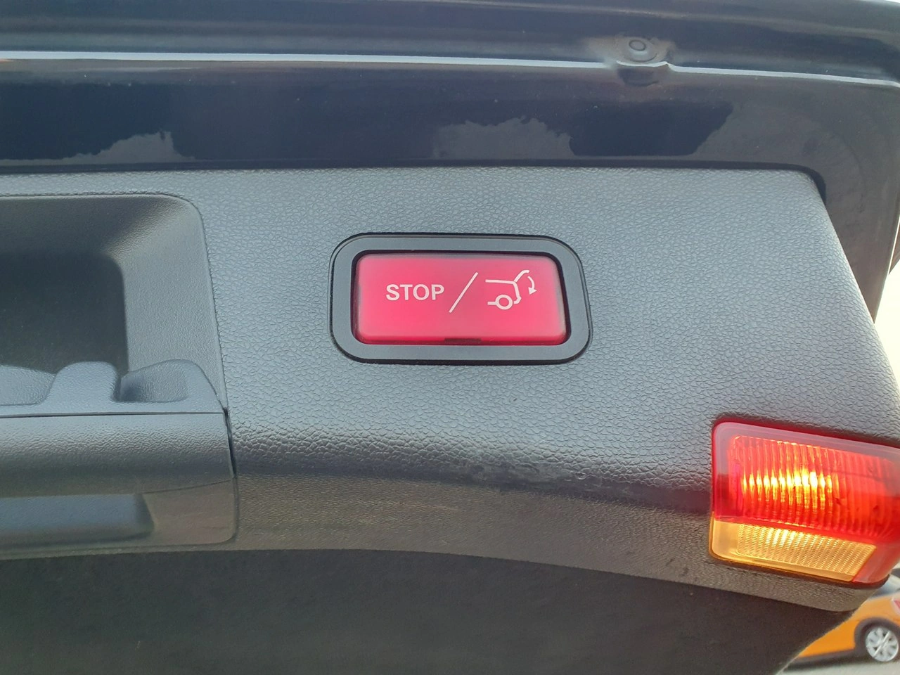 Mercedes E 350 - Zdjęcie 21