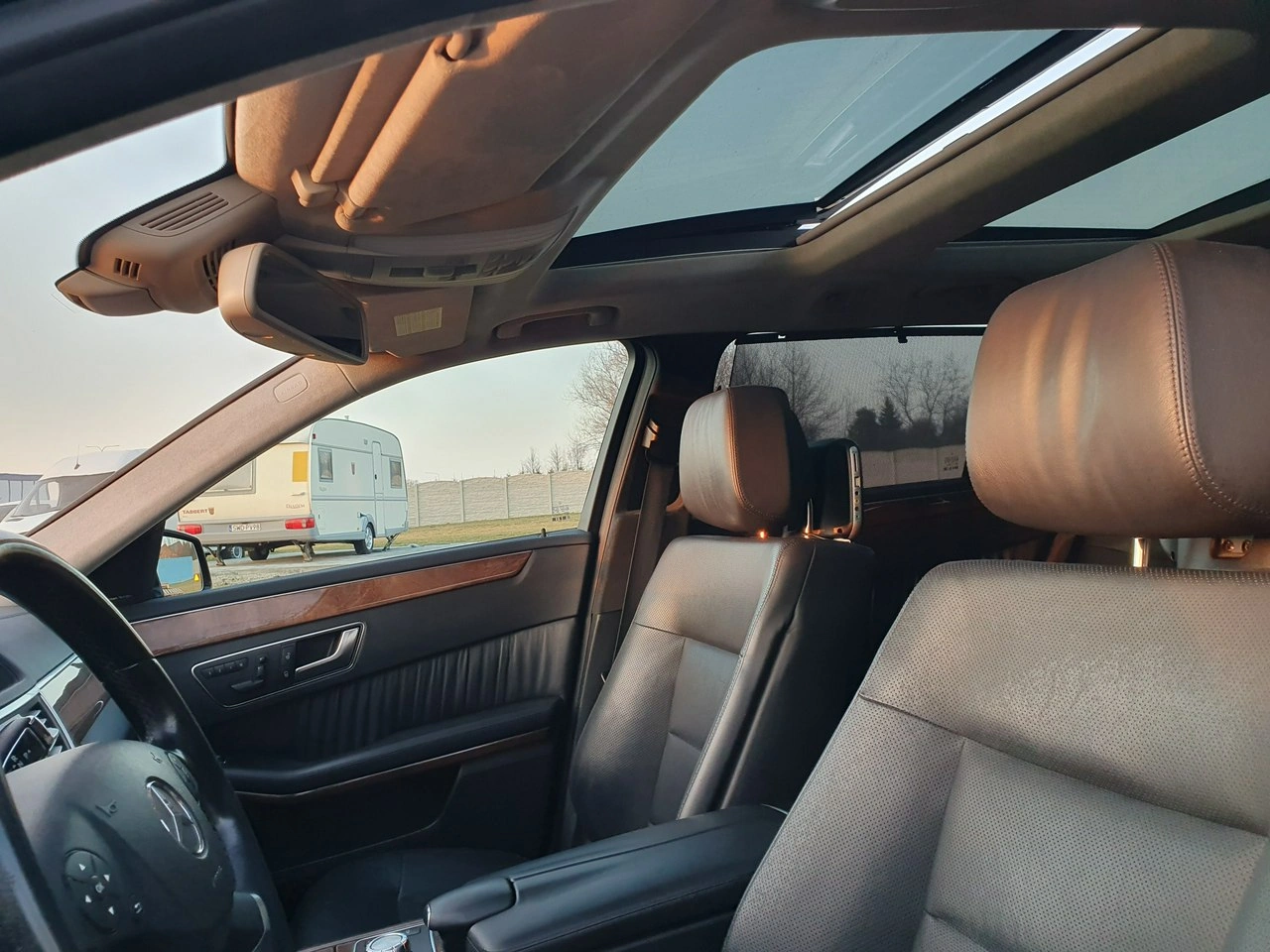 Mercedes E 350 - Zdjęcie 26