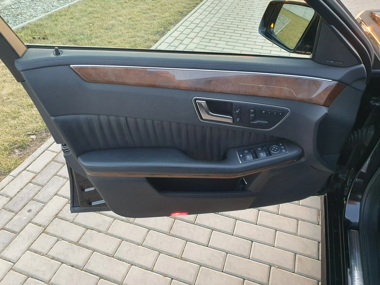 Mercedes E 350 - Zdjęcie 27