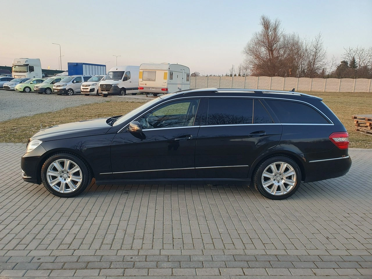 Mercedes E 350 - Zdjęcie 2