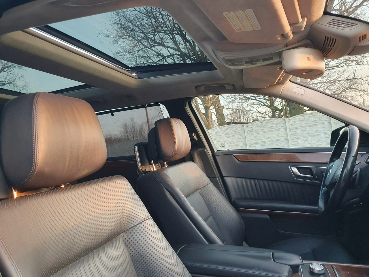 Mercedes E 350 - Zdjęcie 33