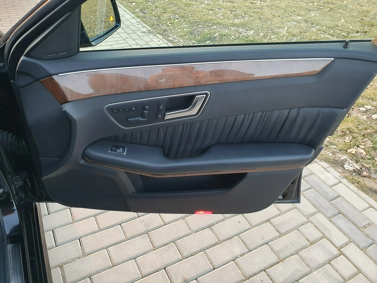 Mercedes E 350 - Zdjęcie 34