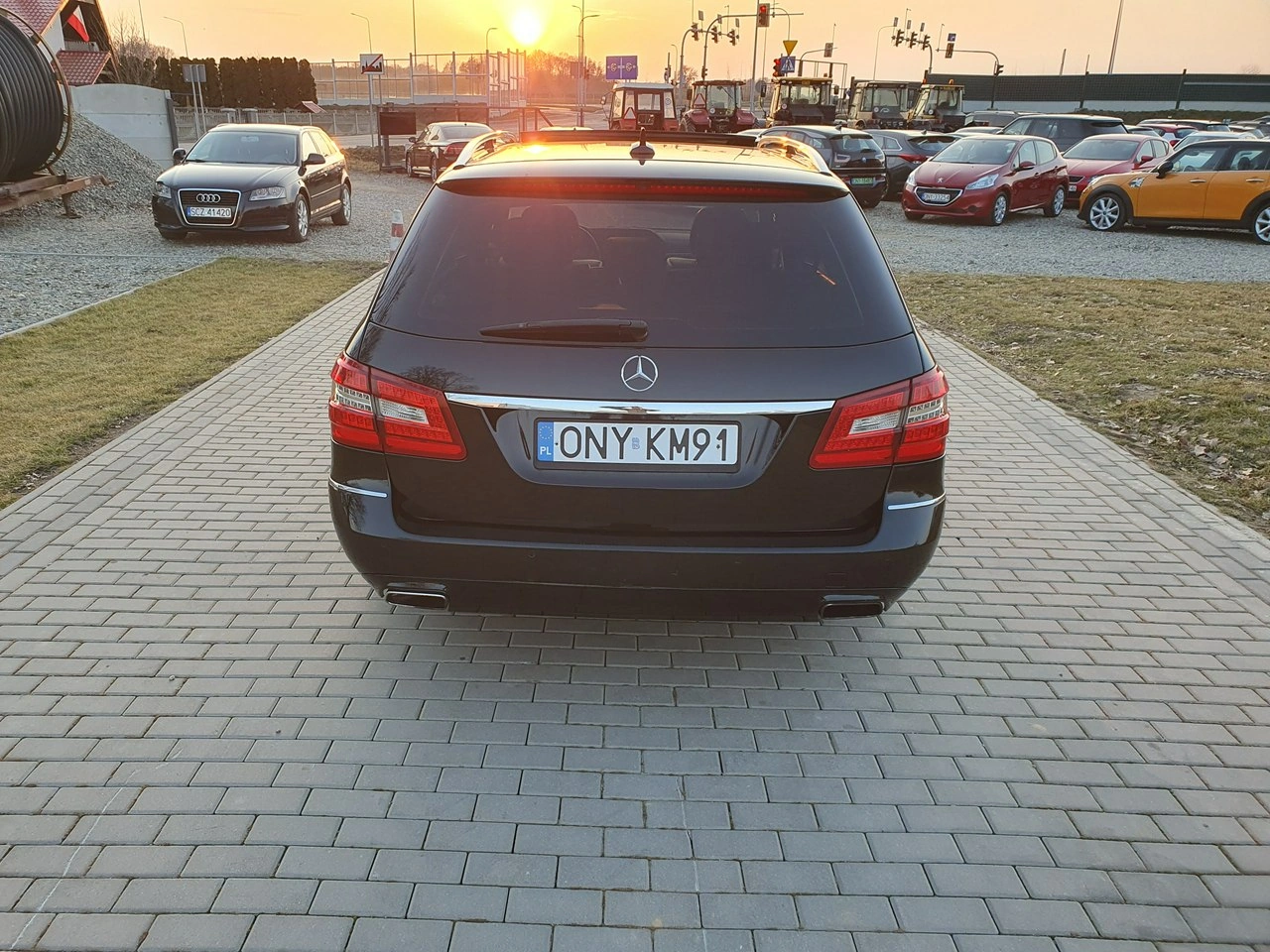 Mercedes E 350 - Zdjęcie 6