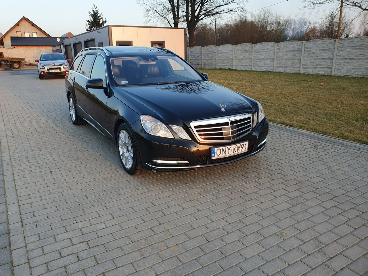 Mercedes E 350 - Zdjęcie 8