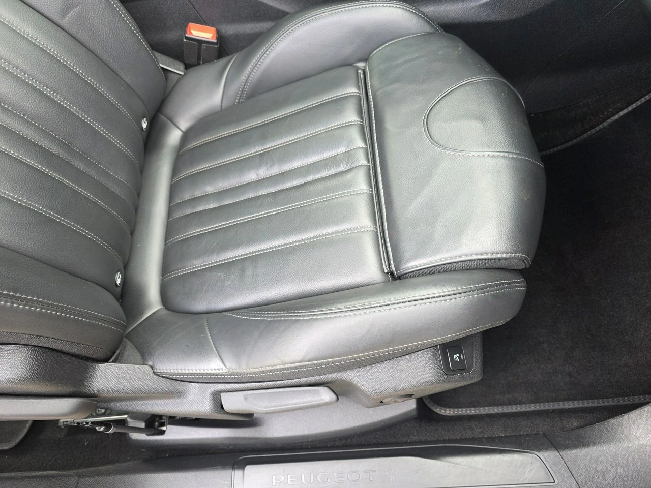 Peugeot 3008 - Zdjęcie 9