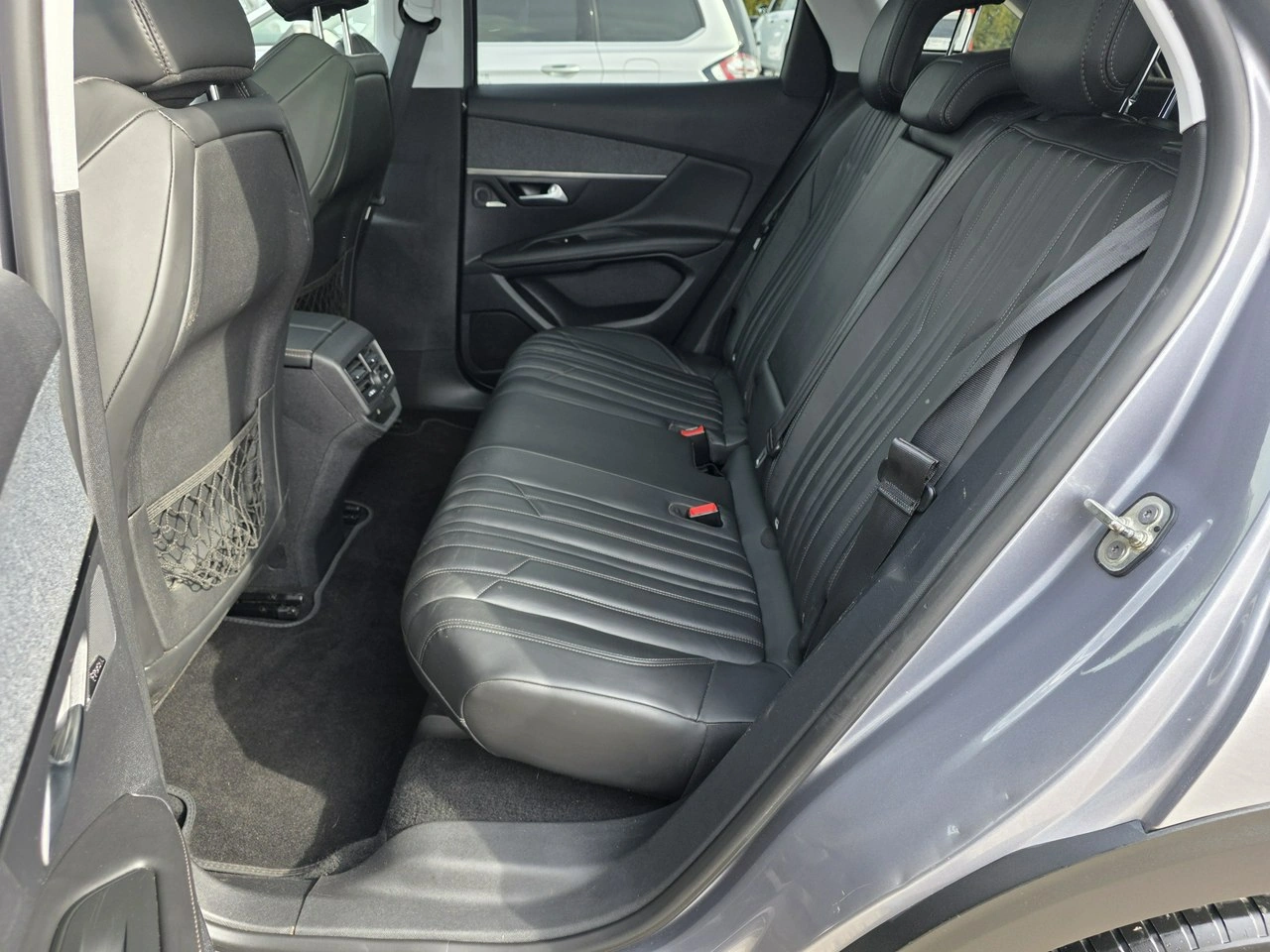 Peugeot 3008 - Zdjęcie 37