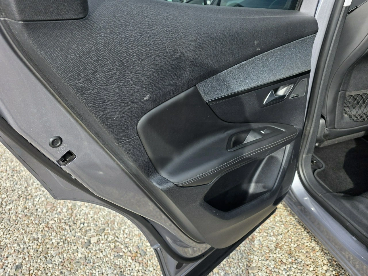 Peugeot 3008 - Zdjęcie 38