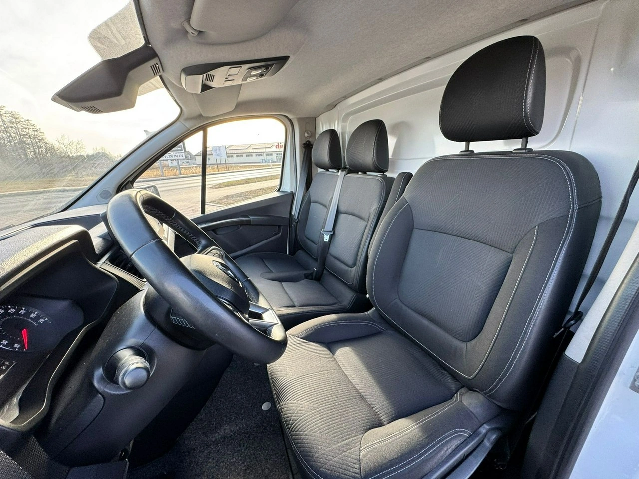 Renault Trafic - Zdjęcie 16