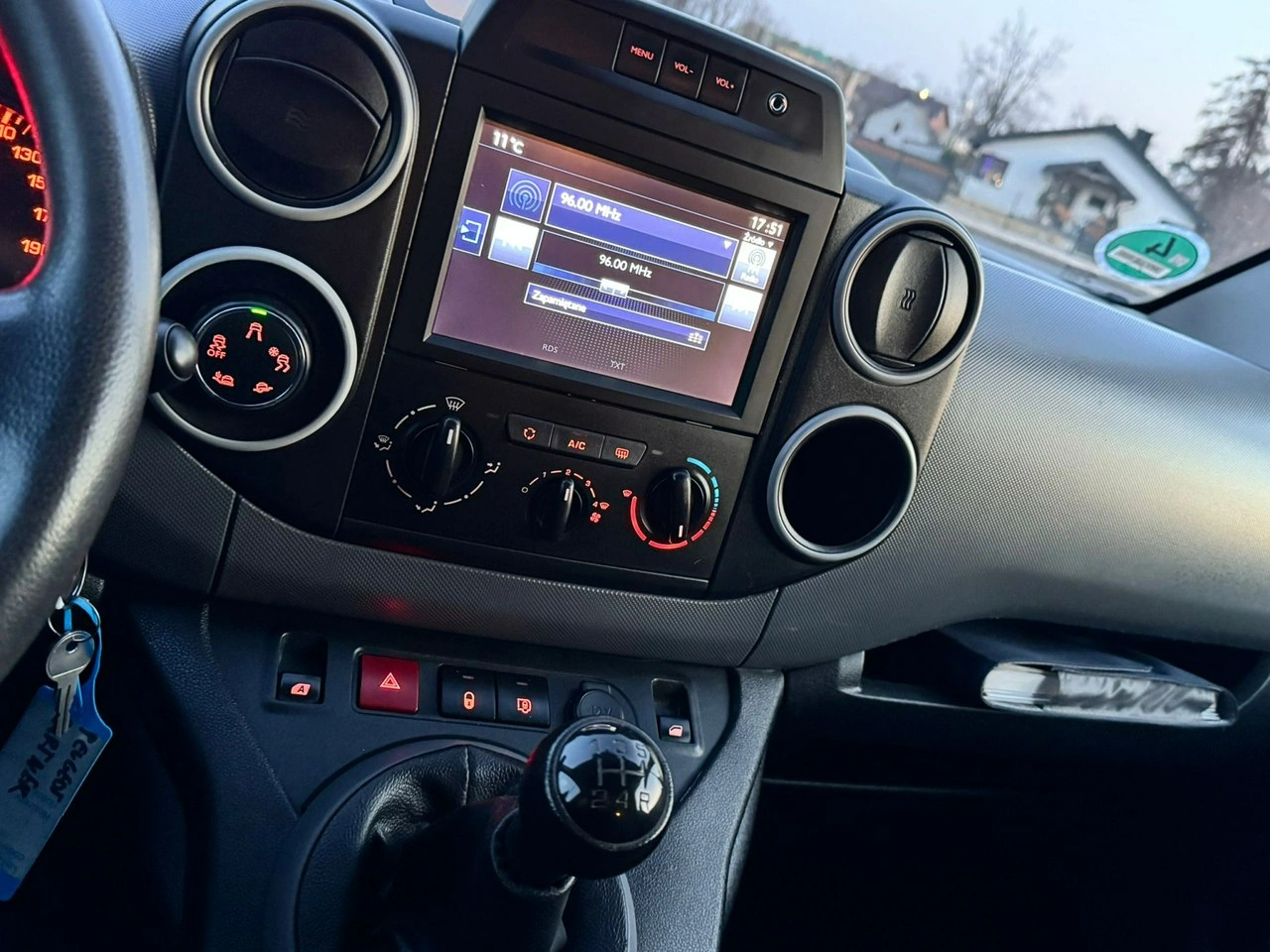 Peugeot Partner - Zdjęcie 17