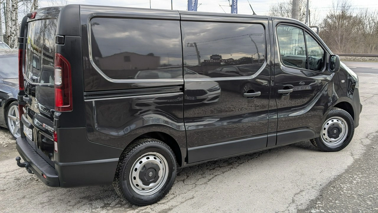 Opel Vivaro - Zdjęcie 9