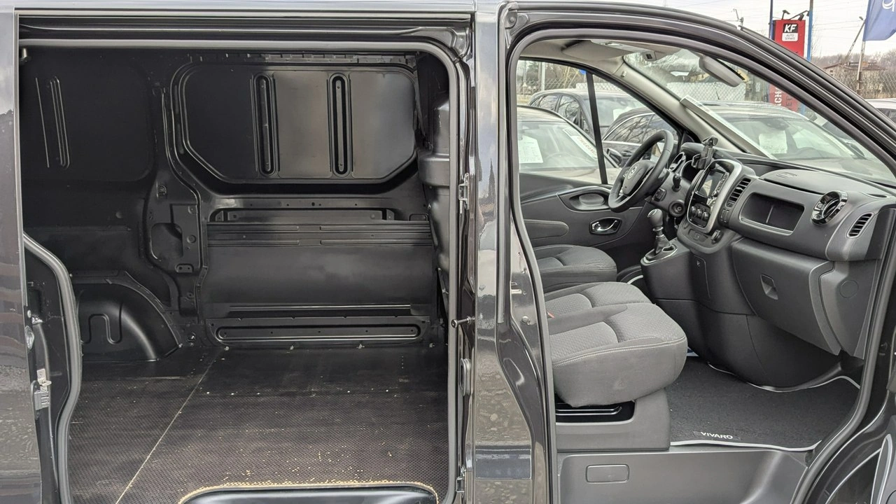 Opel Vivaro - Zdjęcie 12