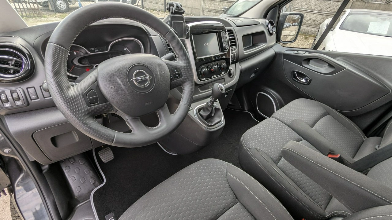 Opel Vivaro - Zdjęcie 14