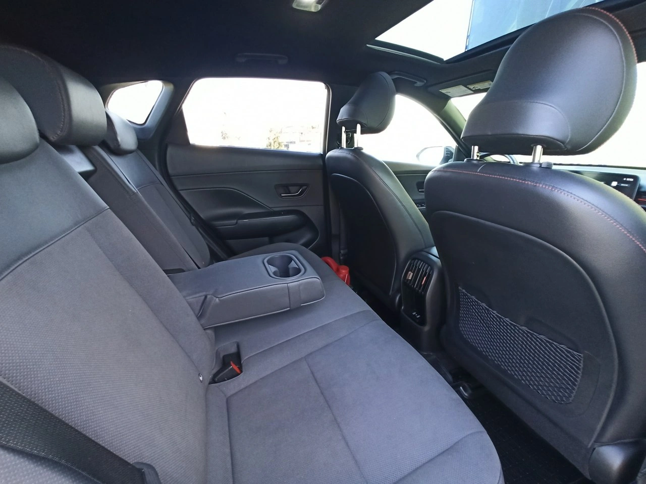 Hyundai Kona - Zdjęcie 9