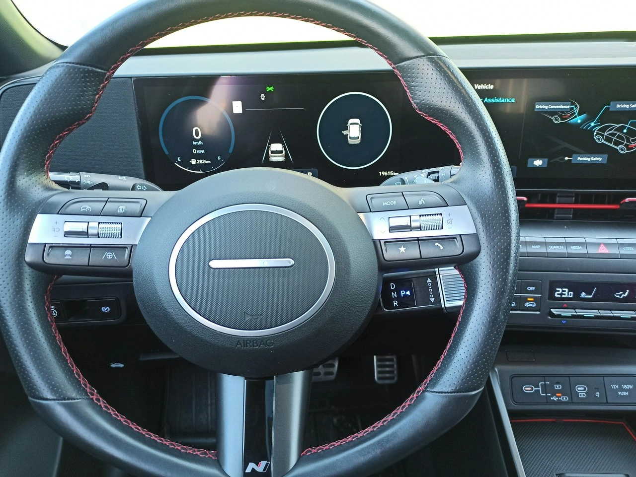 Hyundai Kona - Zdjęcie 16