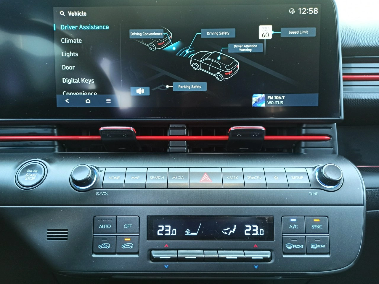 Hyundai Kona - Zdjęcie 17