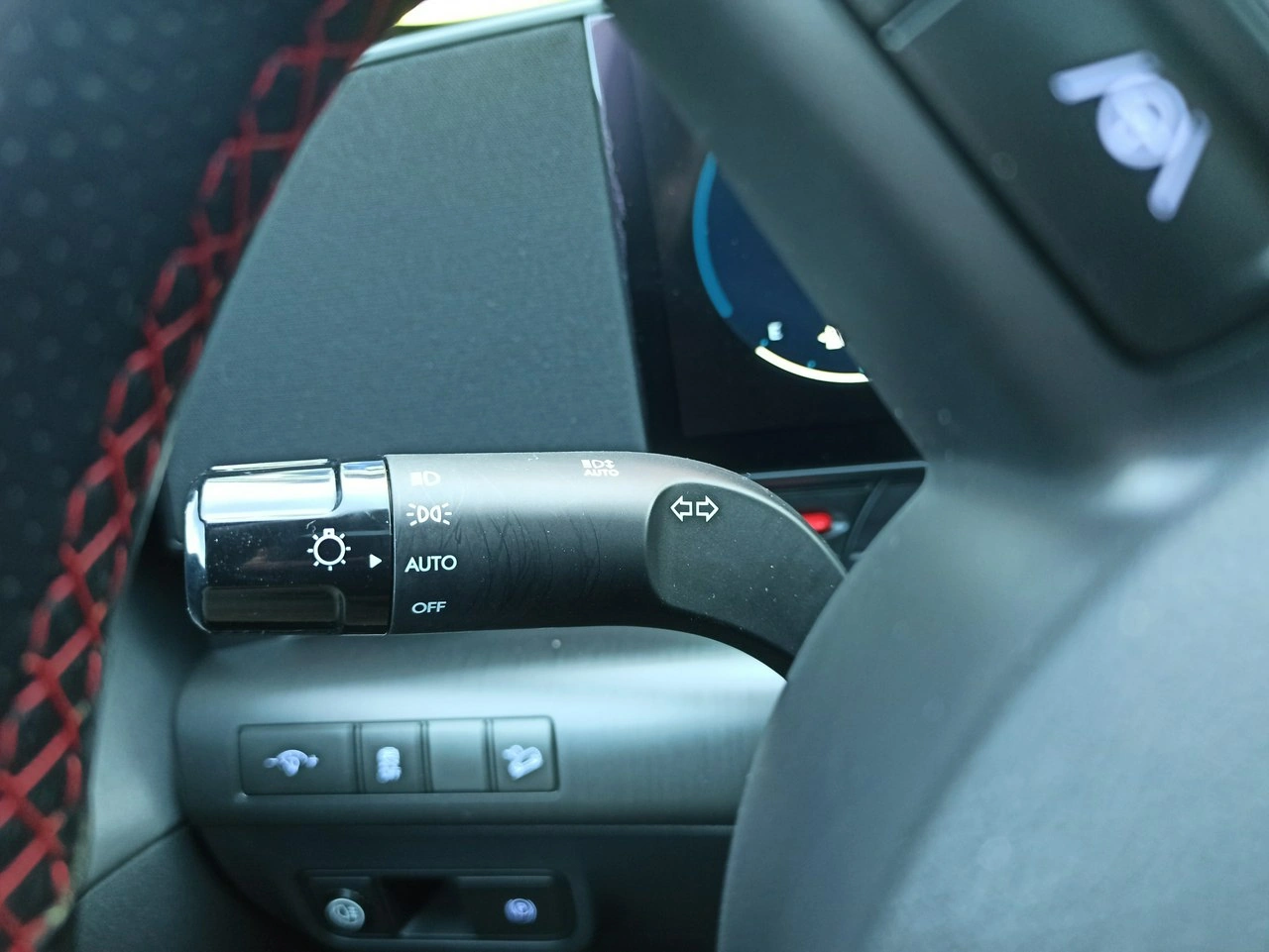 Hyundai Kona - Zdjęcie 26