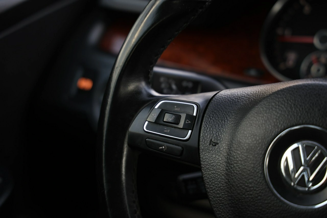 Volkswagen Passat - Zdjęcie 32