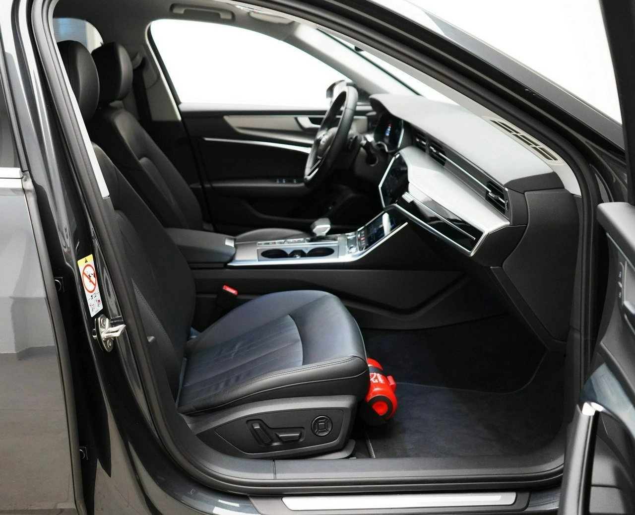 Audi A6 - Zdjęcie 16