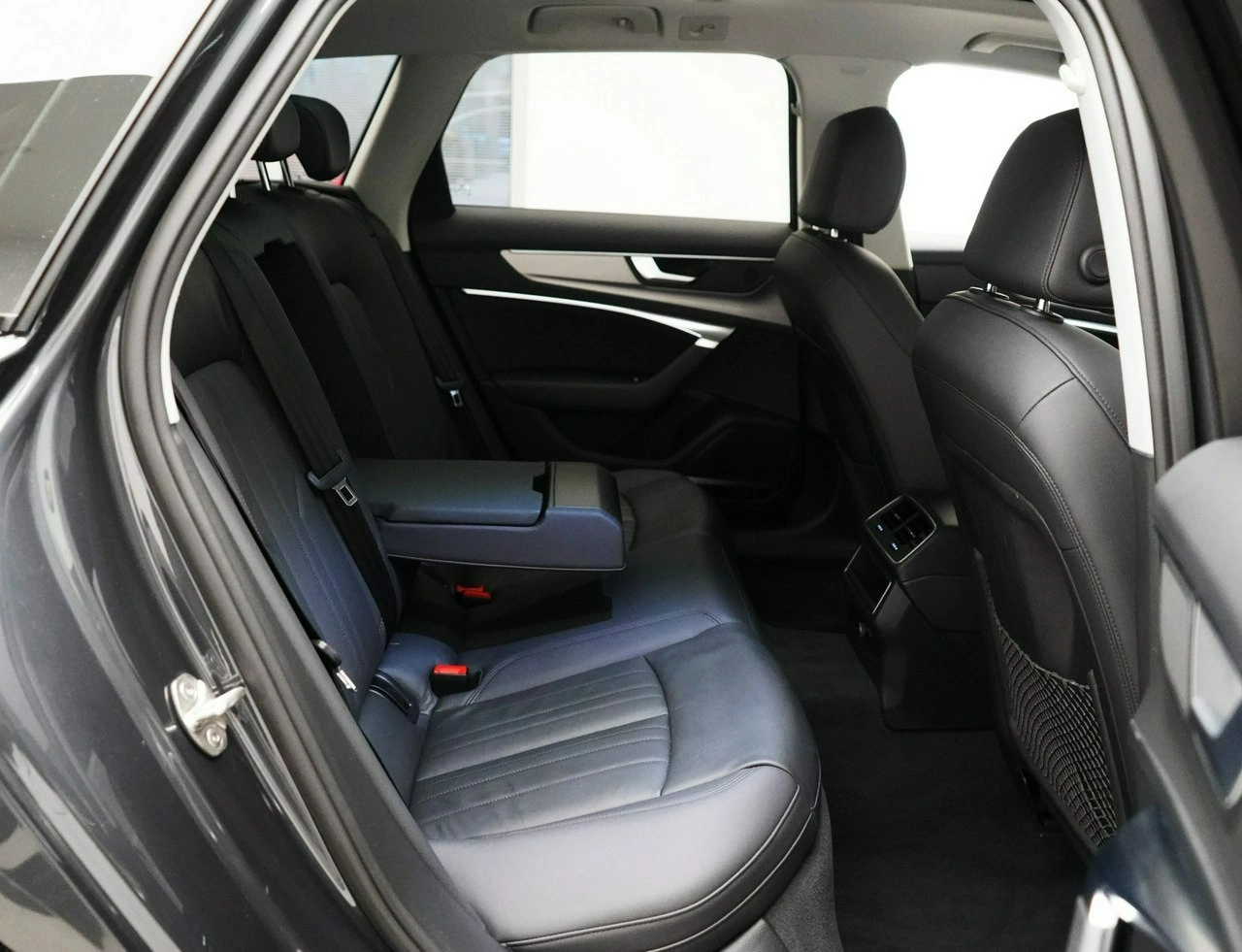 Audi A6 - Zdjęcie 17