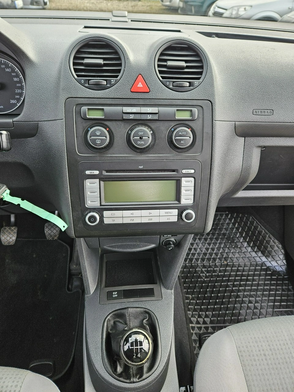 Volkswagen Caddy - Zdjęcie 15