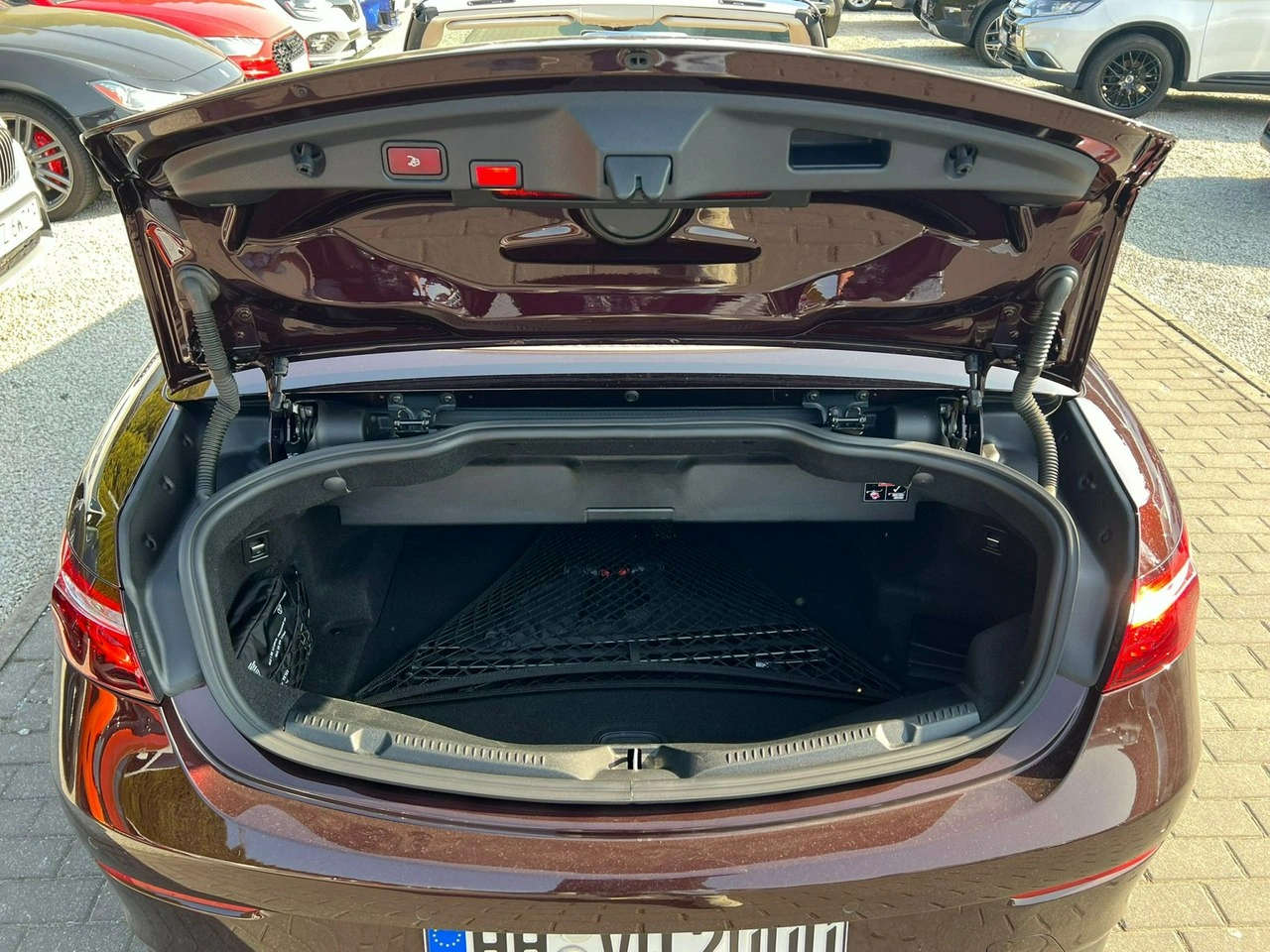 Mercedes E 200 - Zdjęcie 9