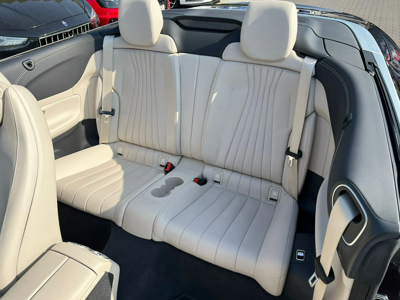 Mercedes E 200 - Zdjęcie 18