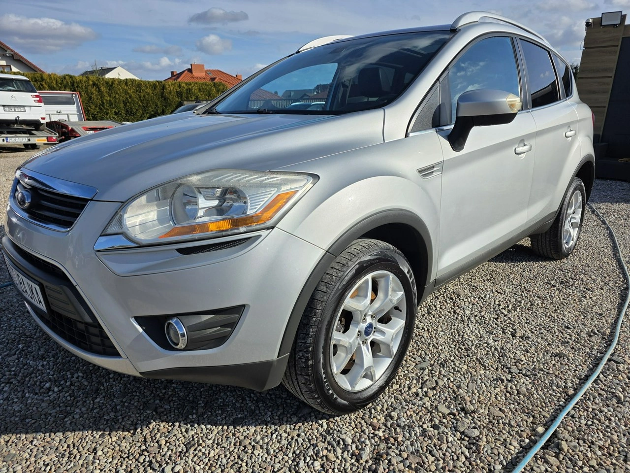 Ford Kuga - Zdjęcie 17