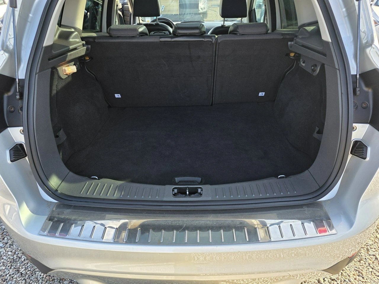 Ford Kuga - Zdjęcie 22