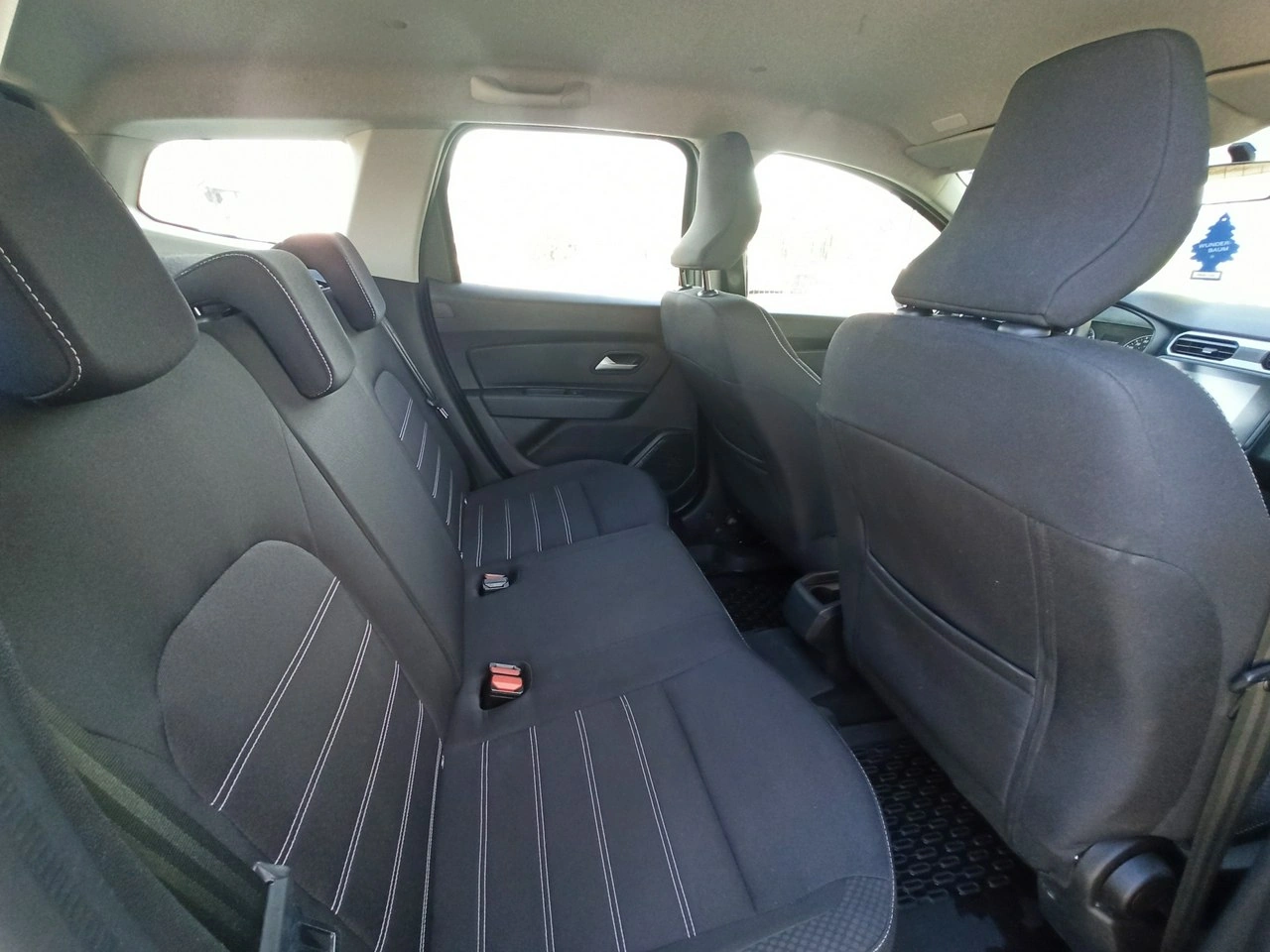 Dacia Duster - Zdjęcie 9