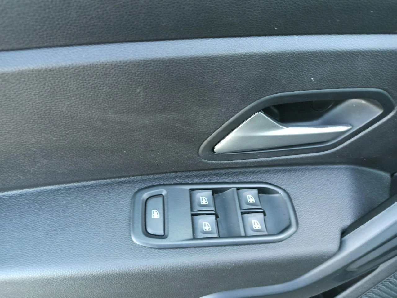 Dacia Duster - Zdjęcie 13