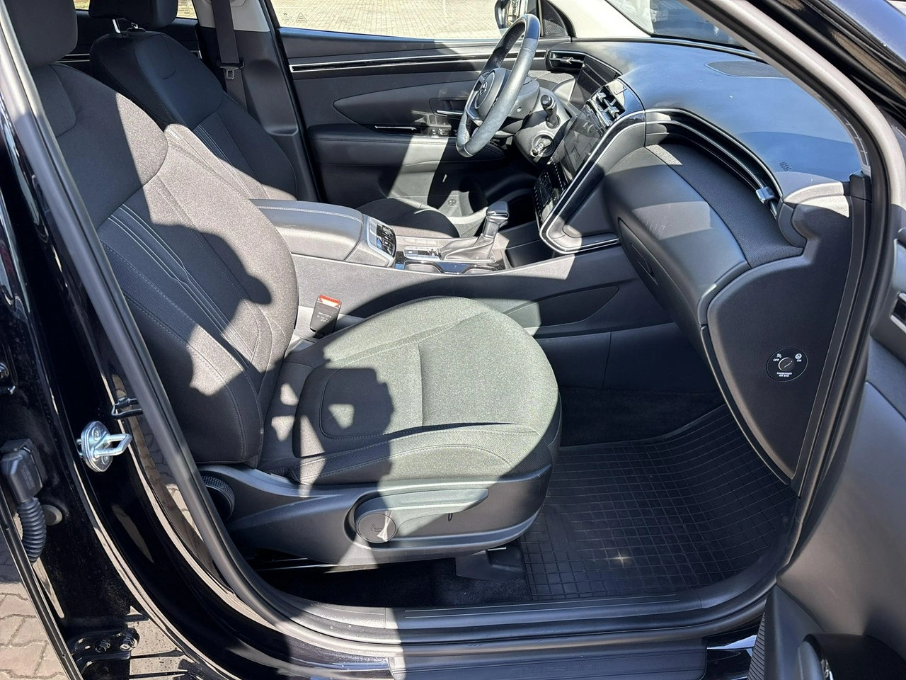 Hyundai Tucson - Zdjęcie 16