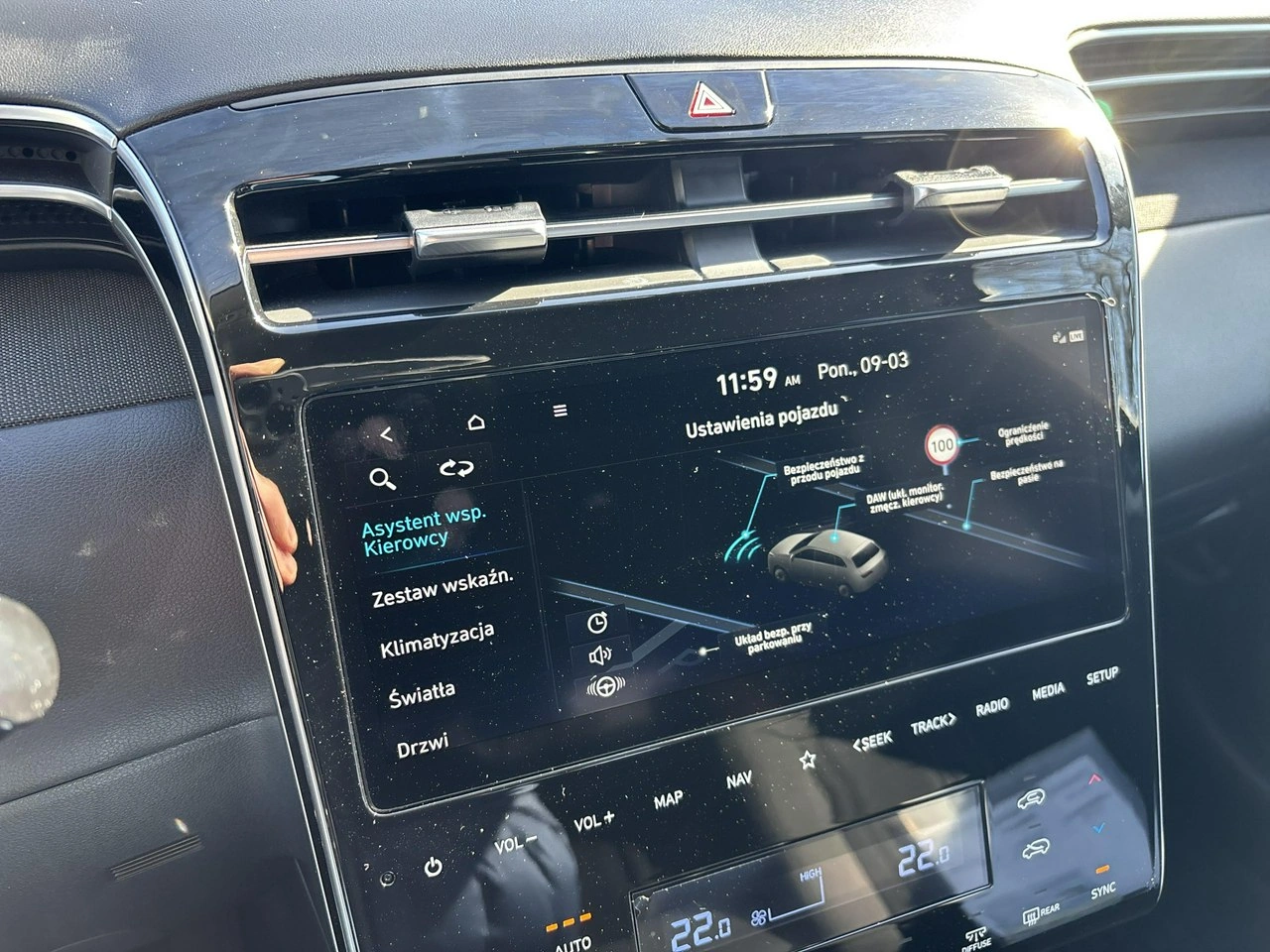 Hyundai Tucson - Zdjęcie 23