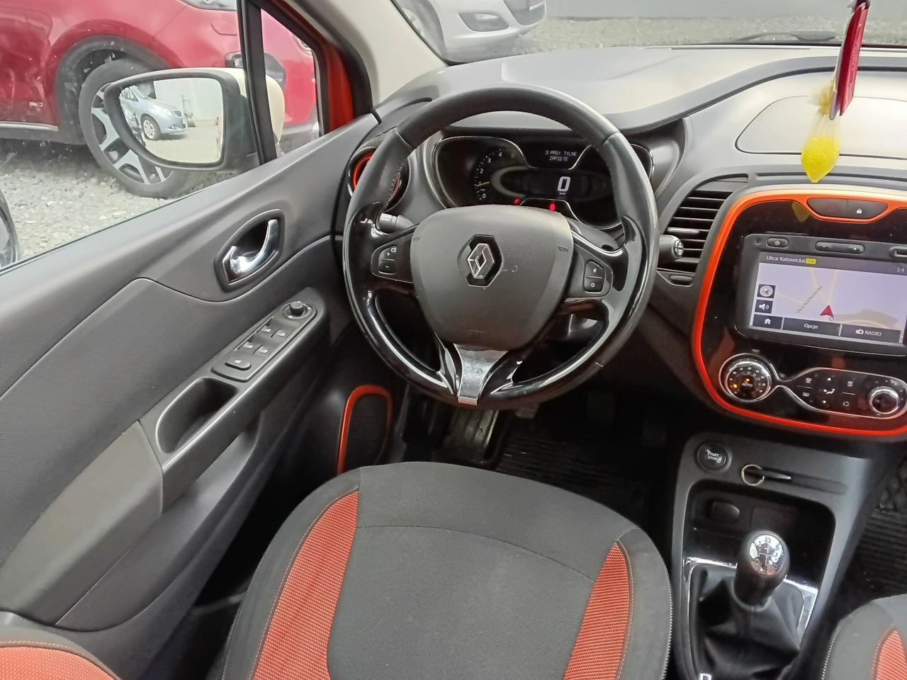 Renault Captur - Zdjęcie 10
