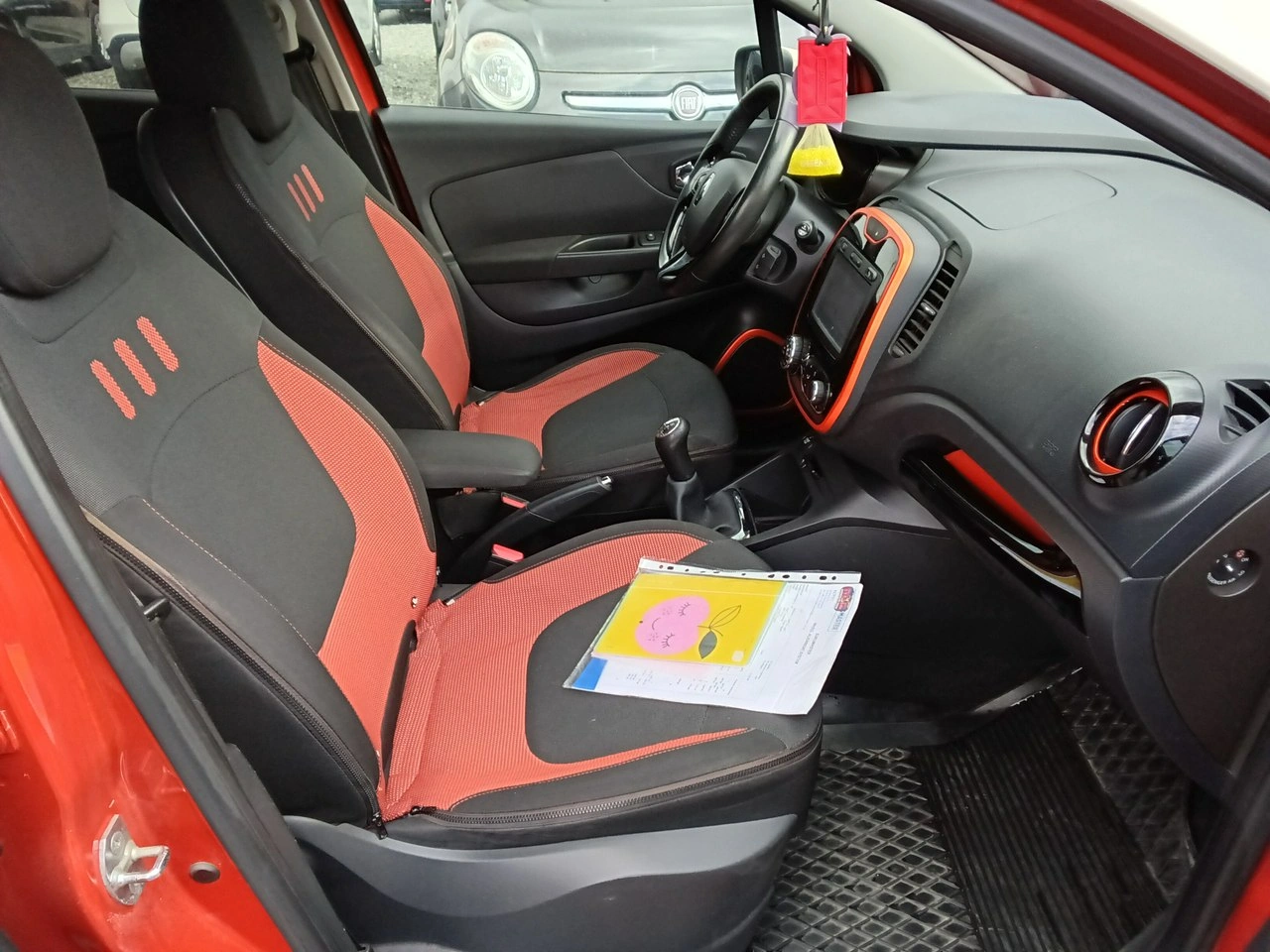 Renault Captur - Zdjęcie 14